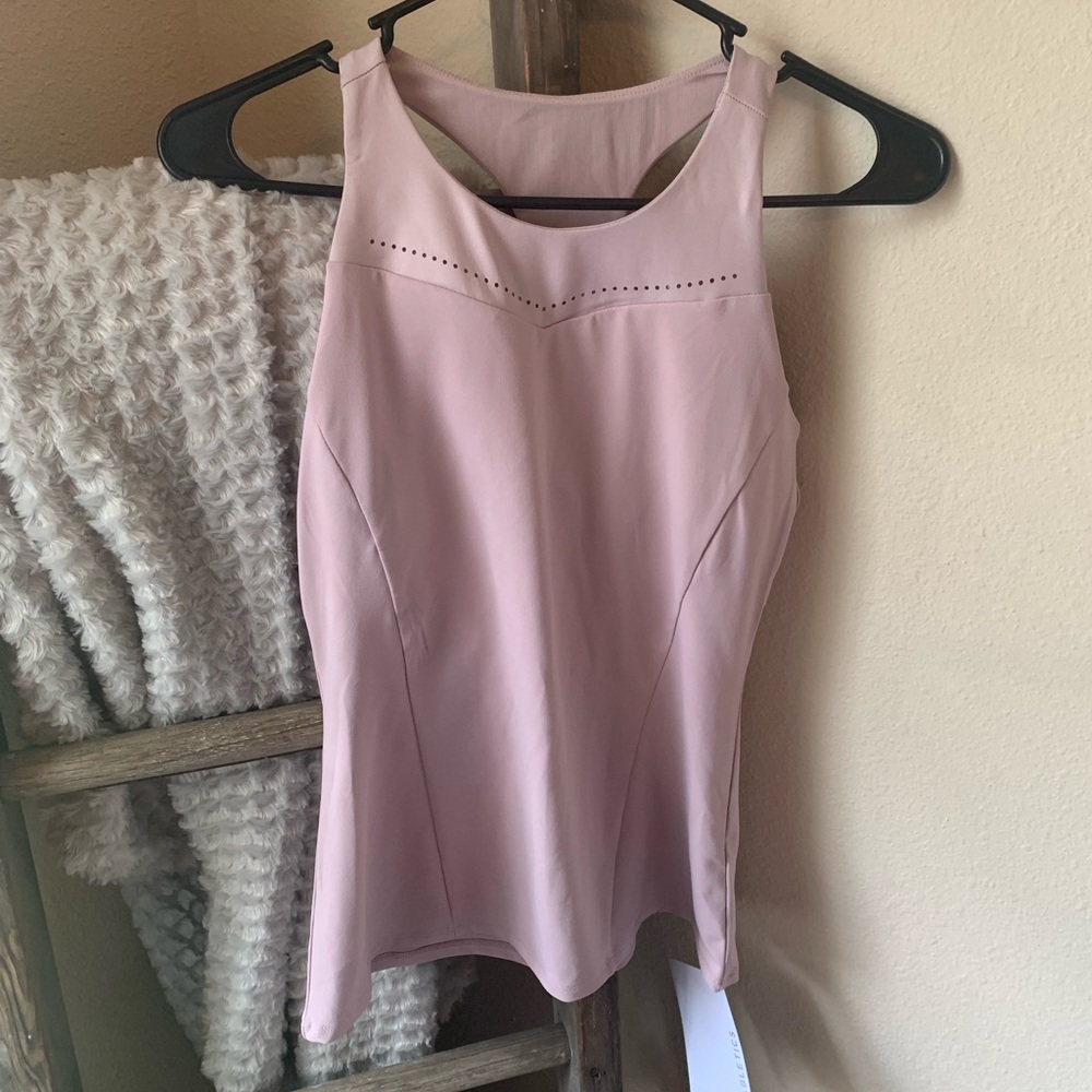 Fabletics workout shirt
